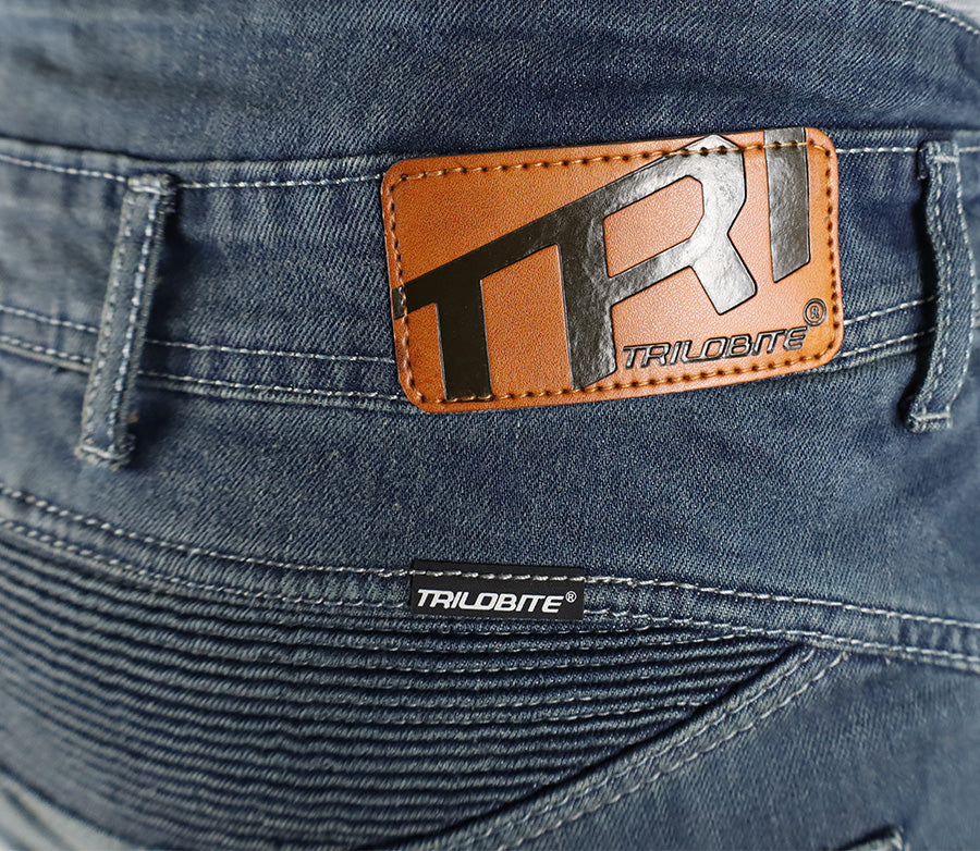 Trilobite Parado doublelayer AAA regular fit men jeans short blue level 2